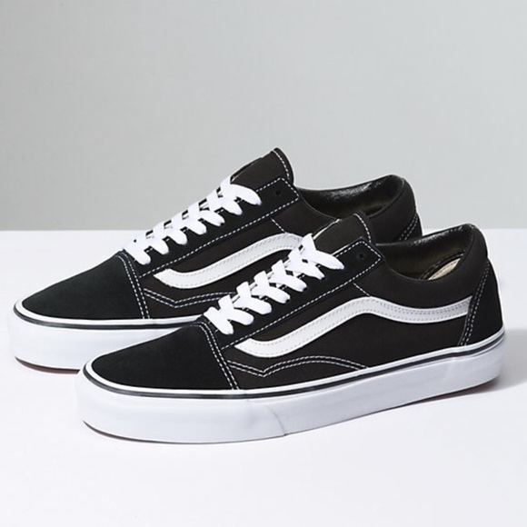 Black old skool vans - Picture 1 of 1